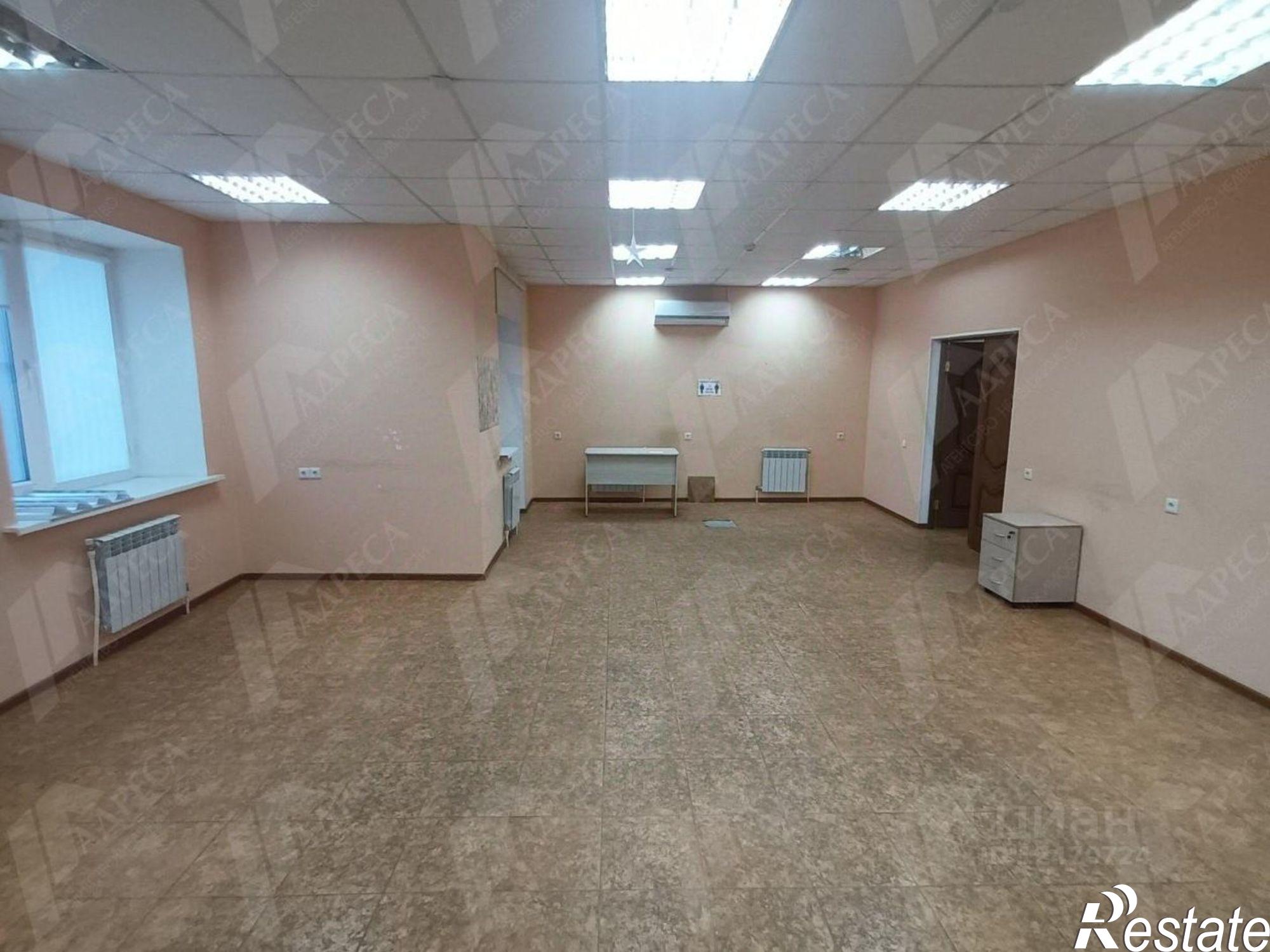 Сдать ОСЗ, отдельно стоящее здание за 120 000 рублей на улица Урицкого, 39/6