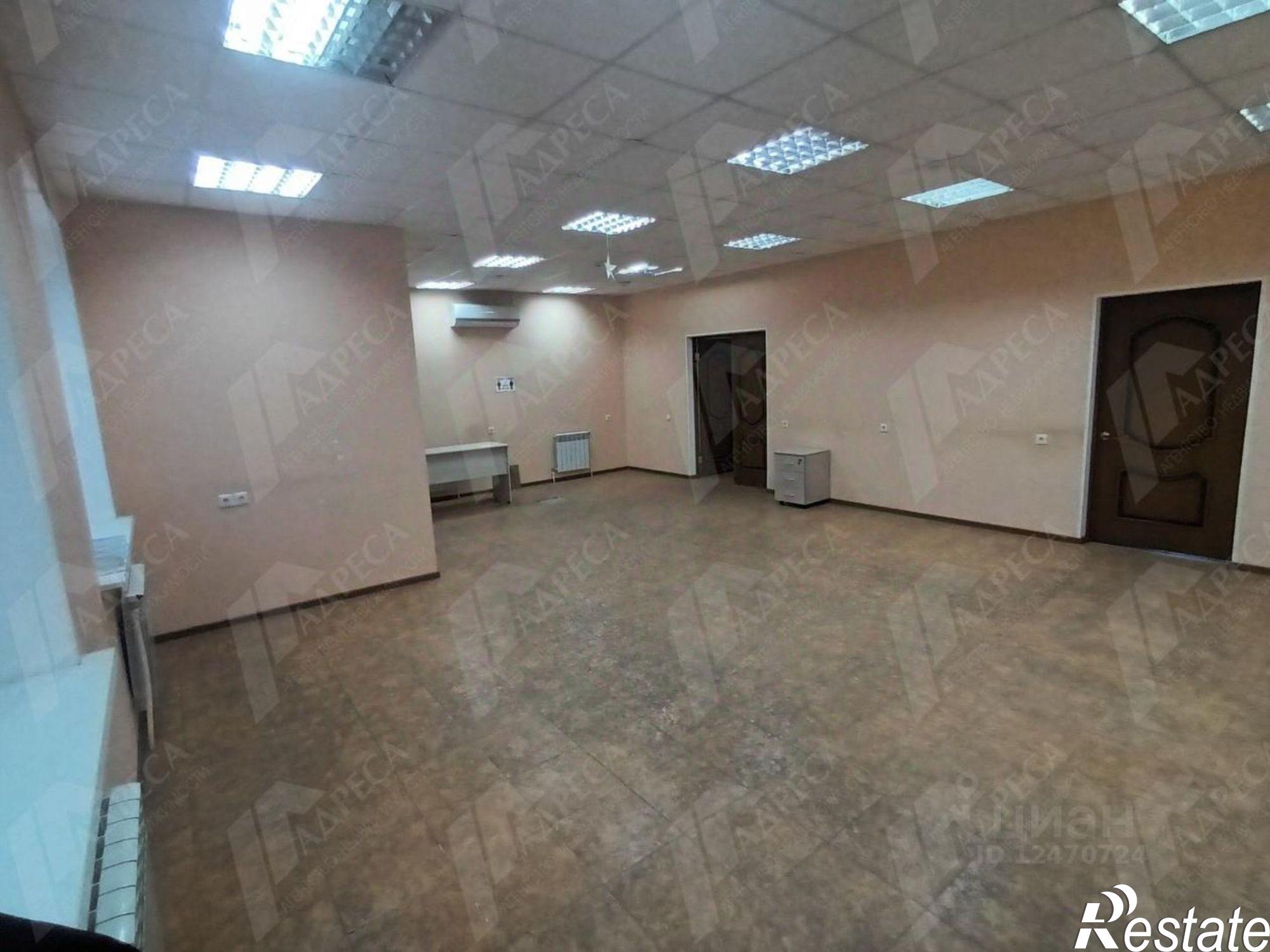Сдать ОСЗ, отдельно стоящее здание за 120 000 рублей на улица Урицкого, 39/6