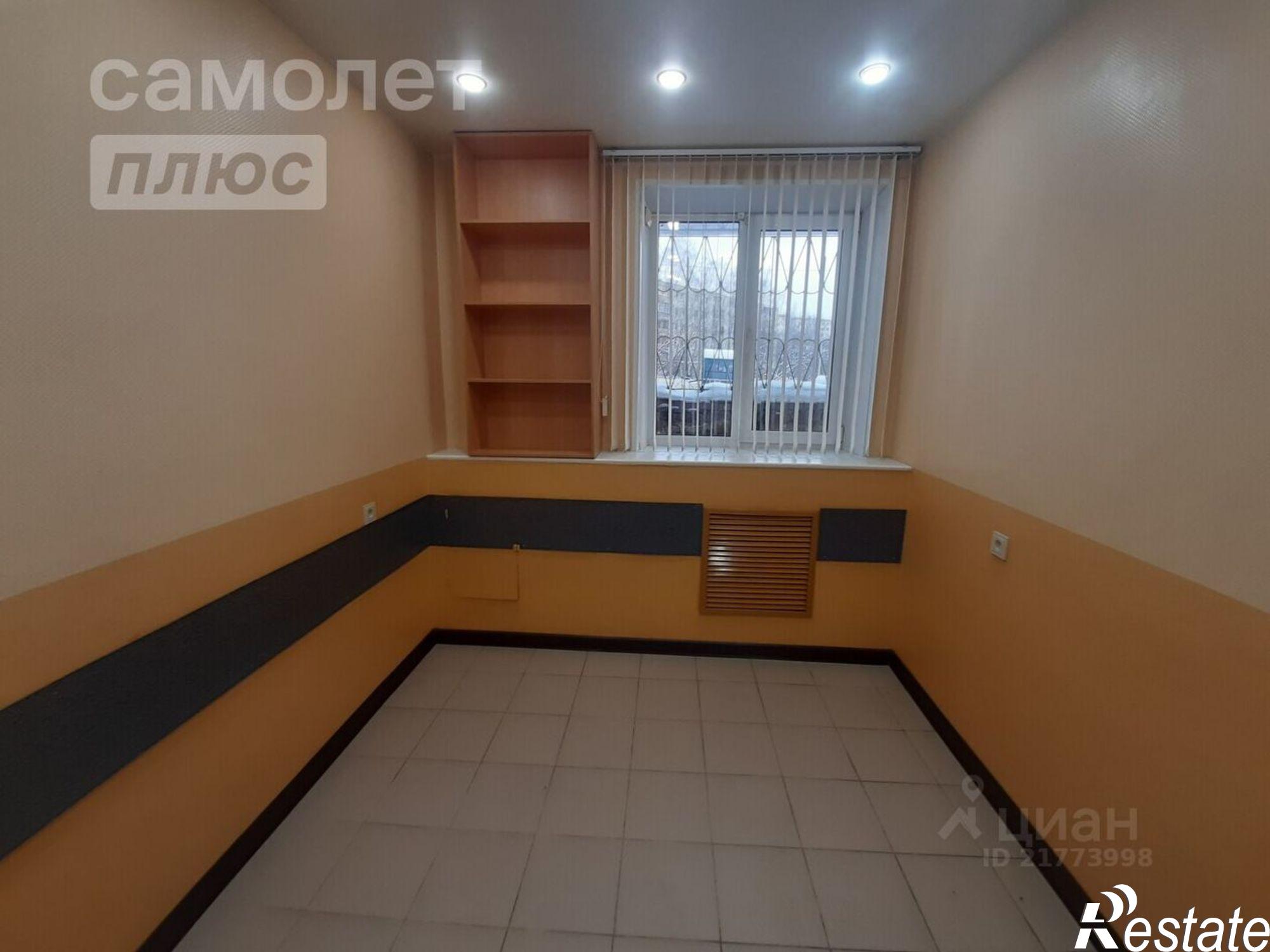 Сдать офис, помещение под офис за 69 948 рублей на улица Сурикова, 33
