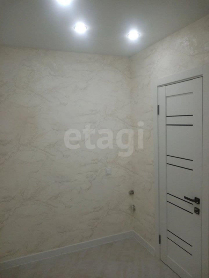 2-комн квартира улица Возрождения, 86