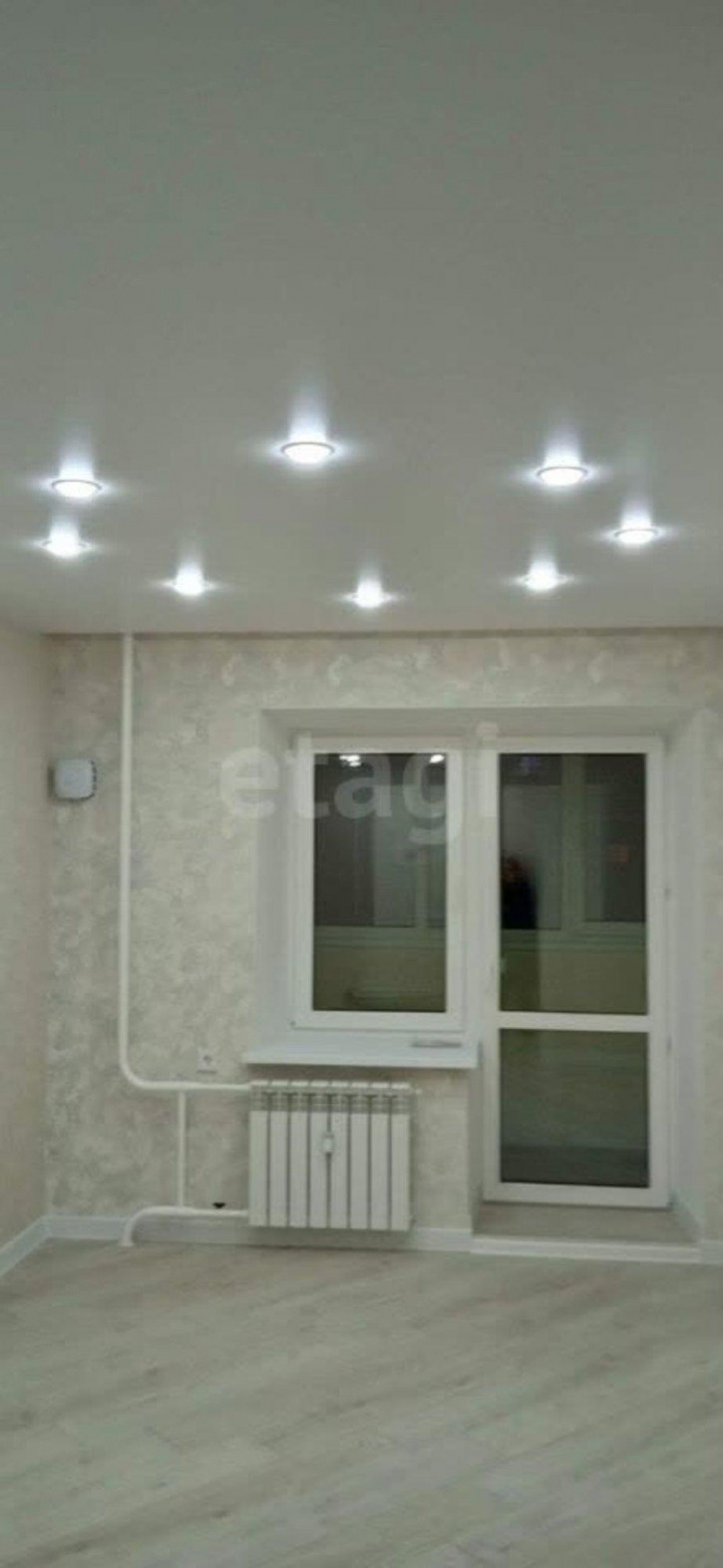 2-комн квартира улица Возрождения, 86