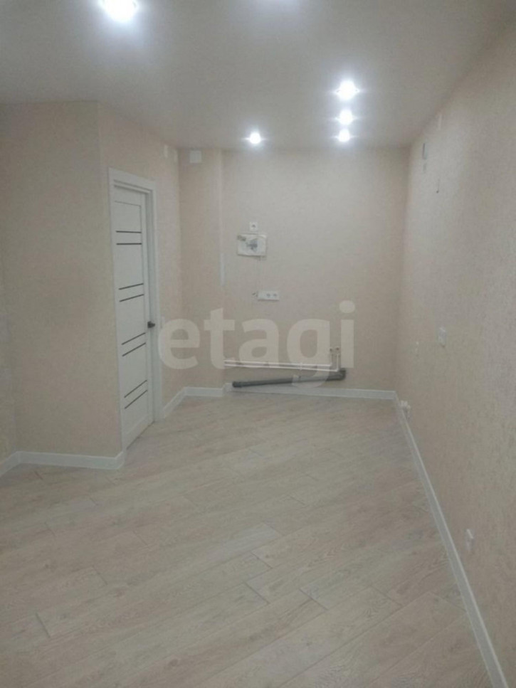 2-комн квартира улица Возрождения, 86