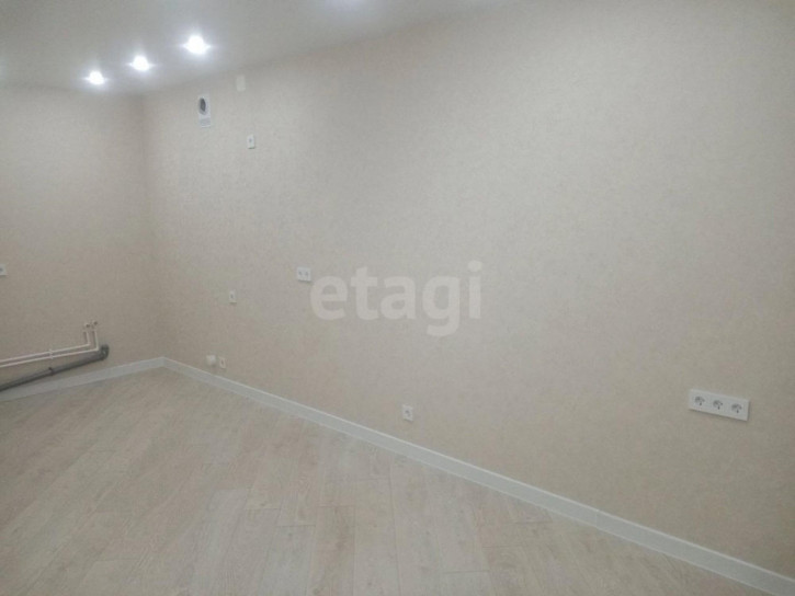 2-комн квартира улица Возрождения, 86