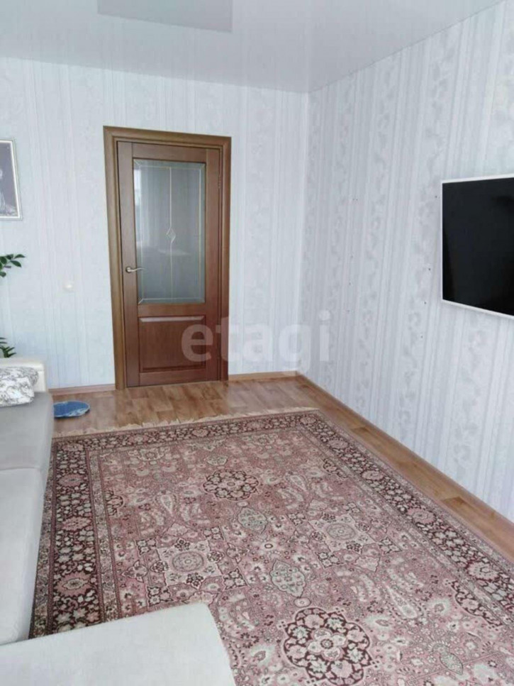 2-комн квартира Строителей, 1