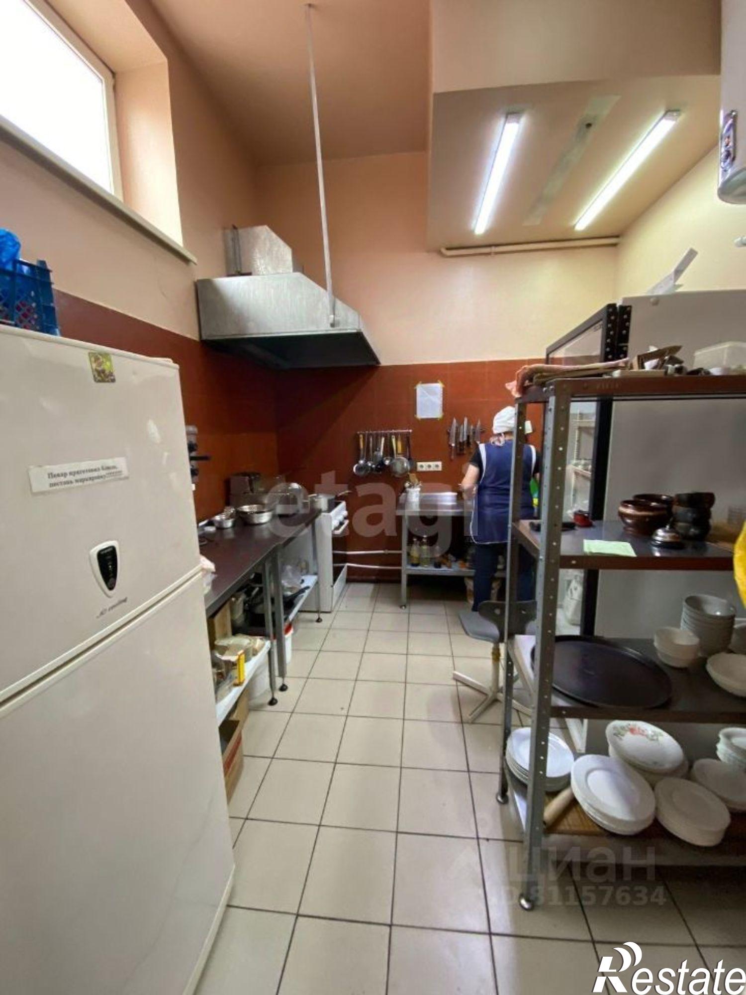 Купить торговое помещение за 5 000 000 рублей на улица Декабристов
