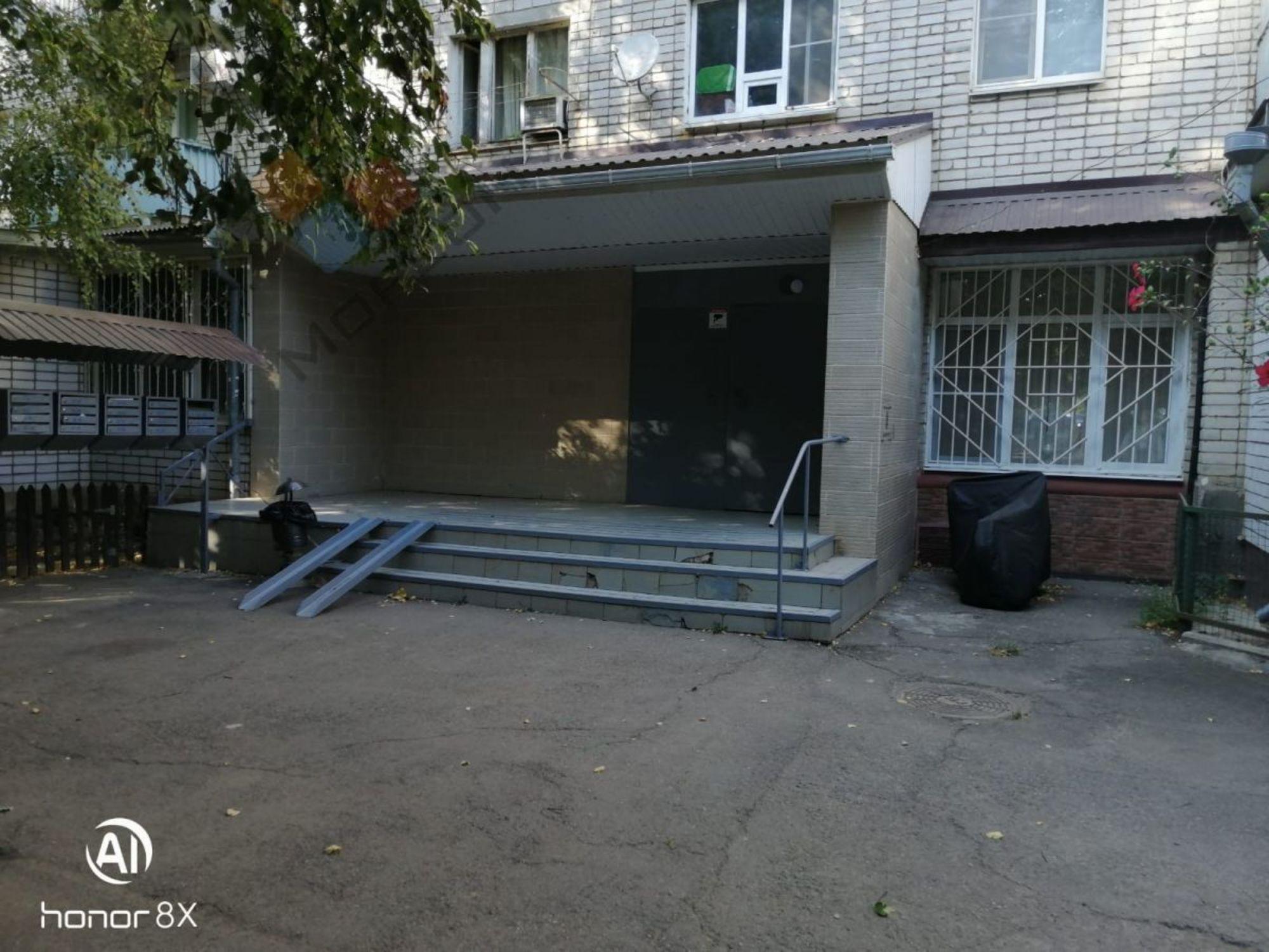 Купить комнату за 1 450 000 рублей на Красных Партизан ул, 73