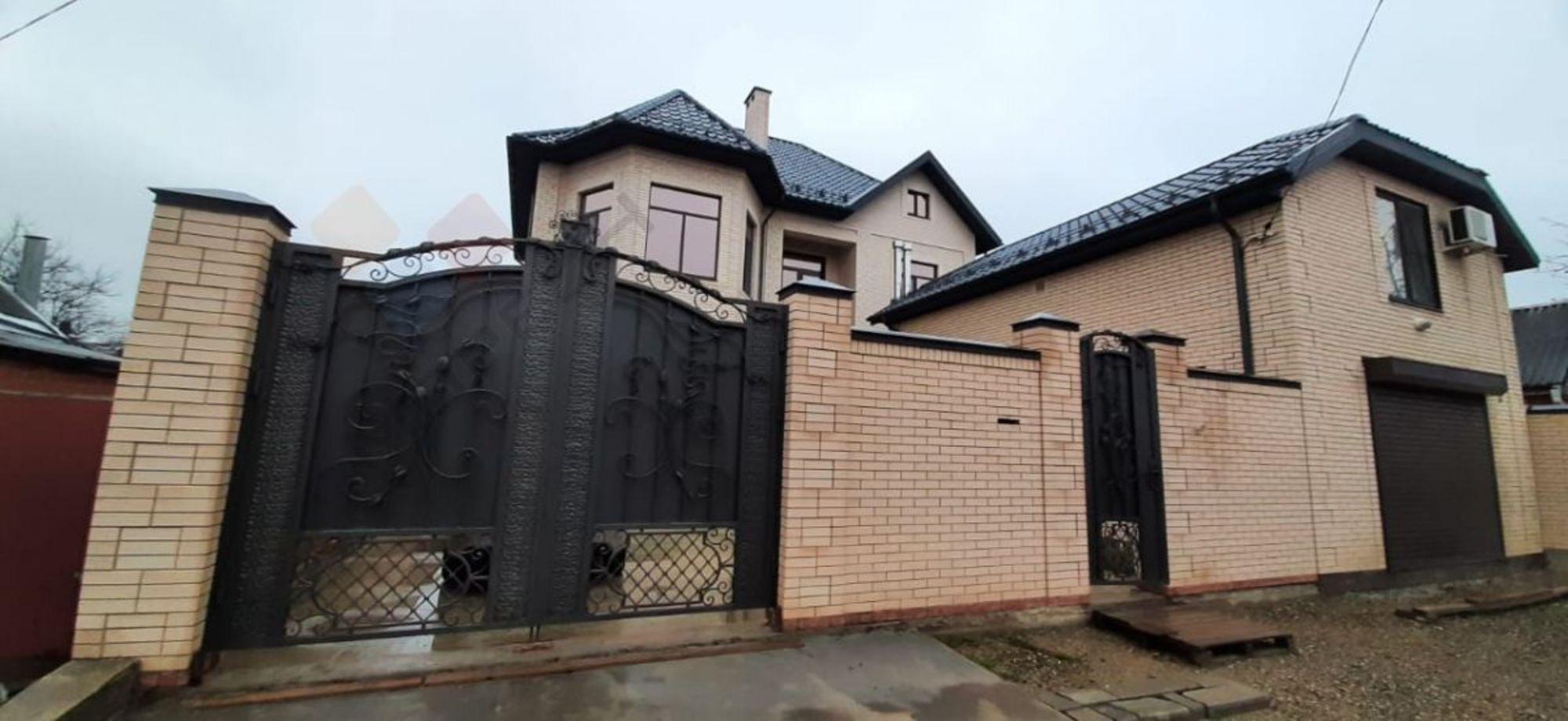 Купить дачу, дом, коттедж за 55 000 000 рублей на 1-я Линия ул, 50