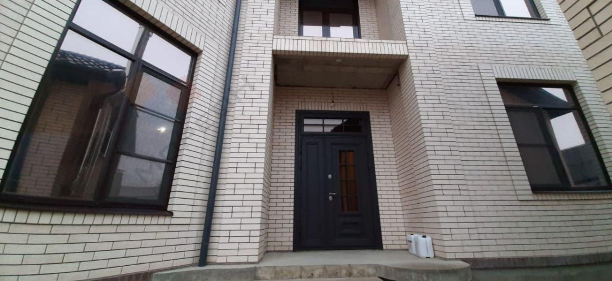 Купить дачу, дом, коттедж за 55 000 000 рублей на 1-я Линия ул, 50