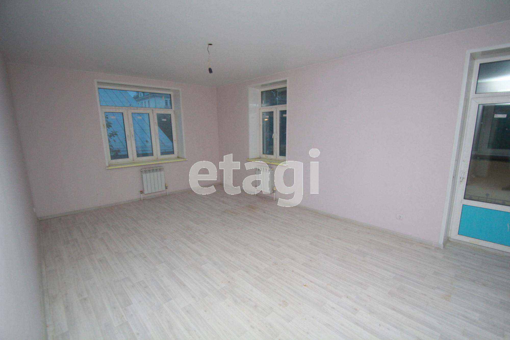 Купить квартиру за 15 720 000 рублей на Овражная, 10