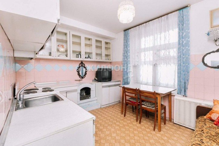 2-комн квартира Пархоменко улица, д.8