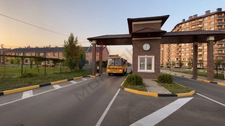 1-комн квартира им. лётчика Позднякова ул, 2к15