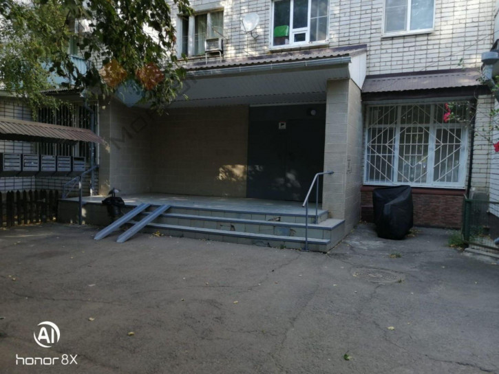 Комната Красных Партизан ул, 73