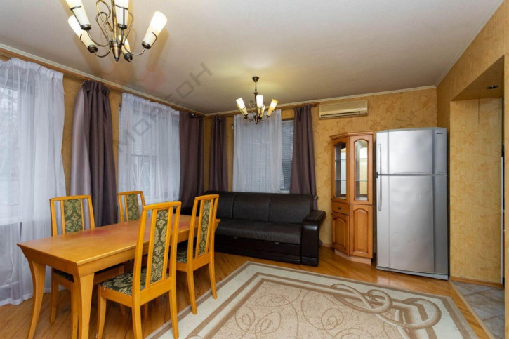3-комн квартира Офицерская ул, 43