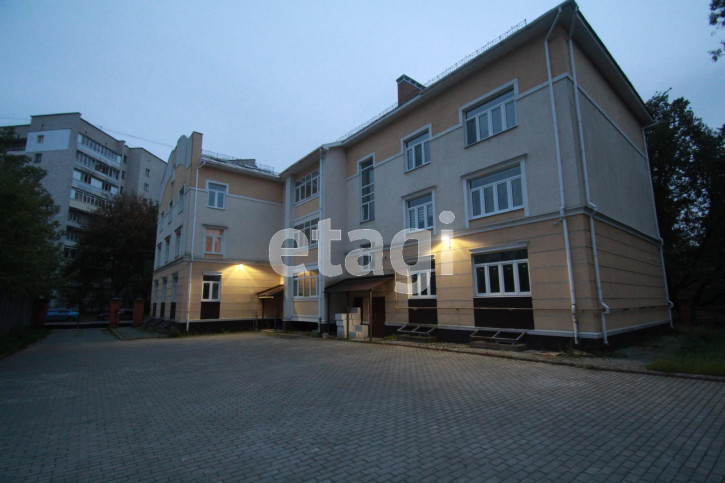 3-комн квартира Овражная, 10