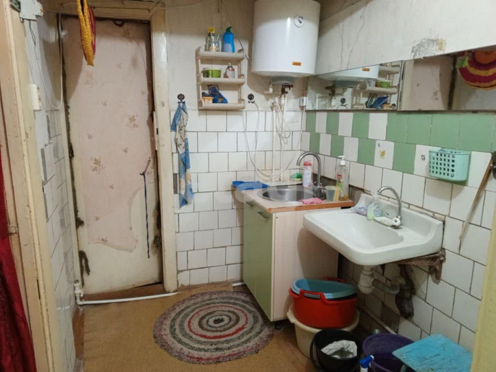 Комната Орехова, 5