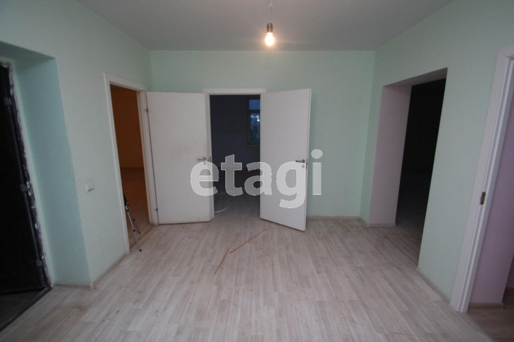 3-комн квартира Овражная, 10