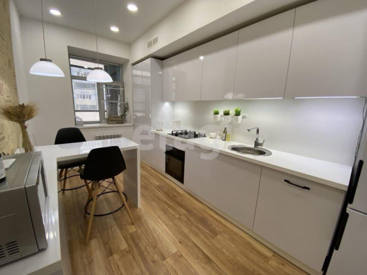2-комн квартира Никитская, 35