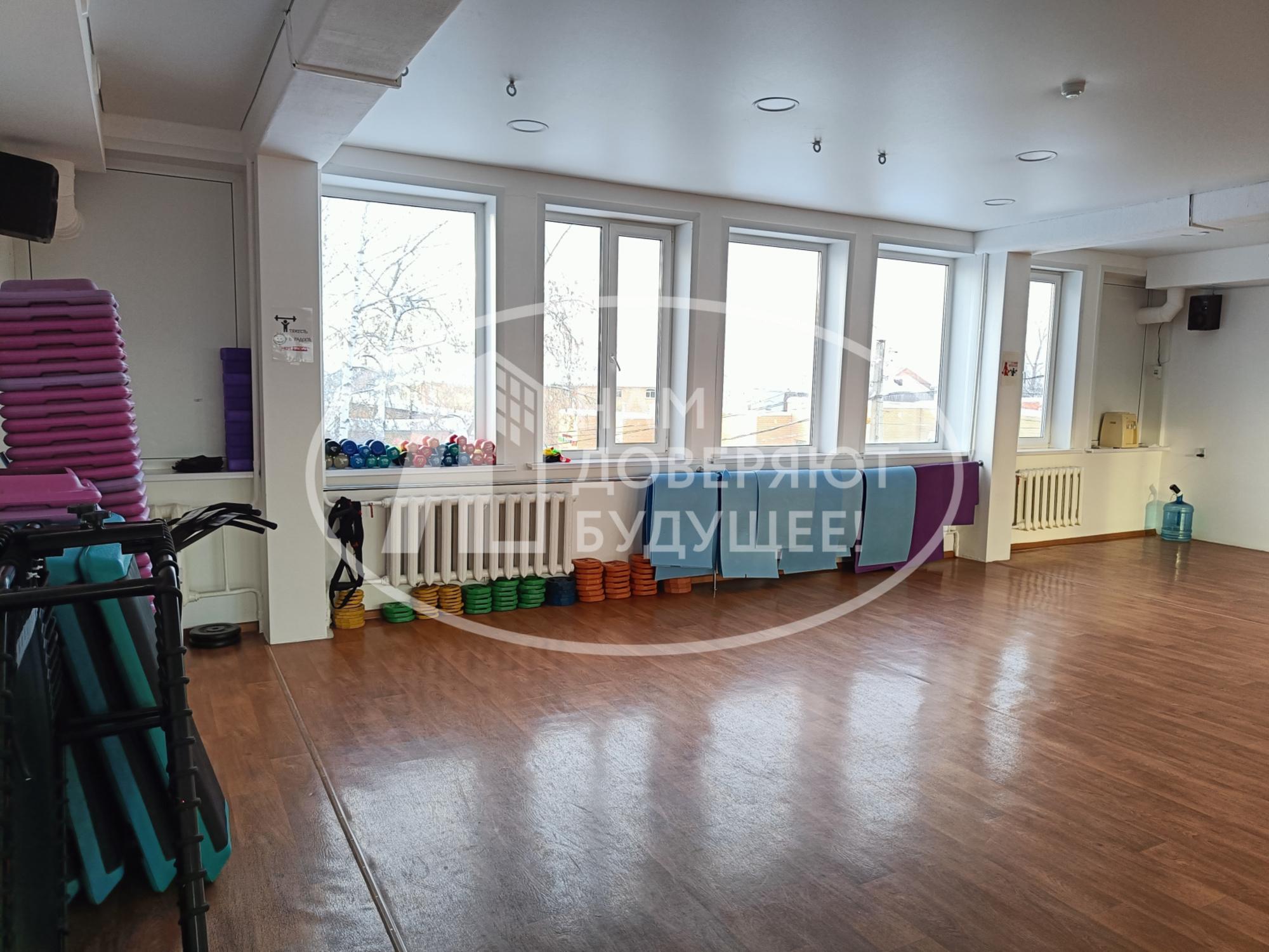 Купить офис, помещение под офис за 10 000 000 рублей на Комсомольская улица, 44
