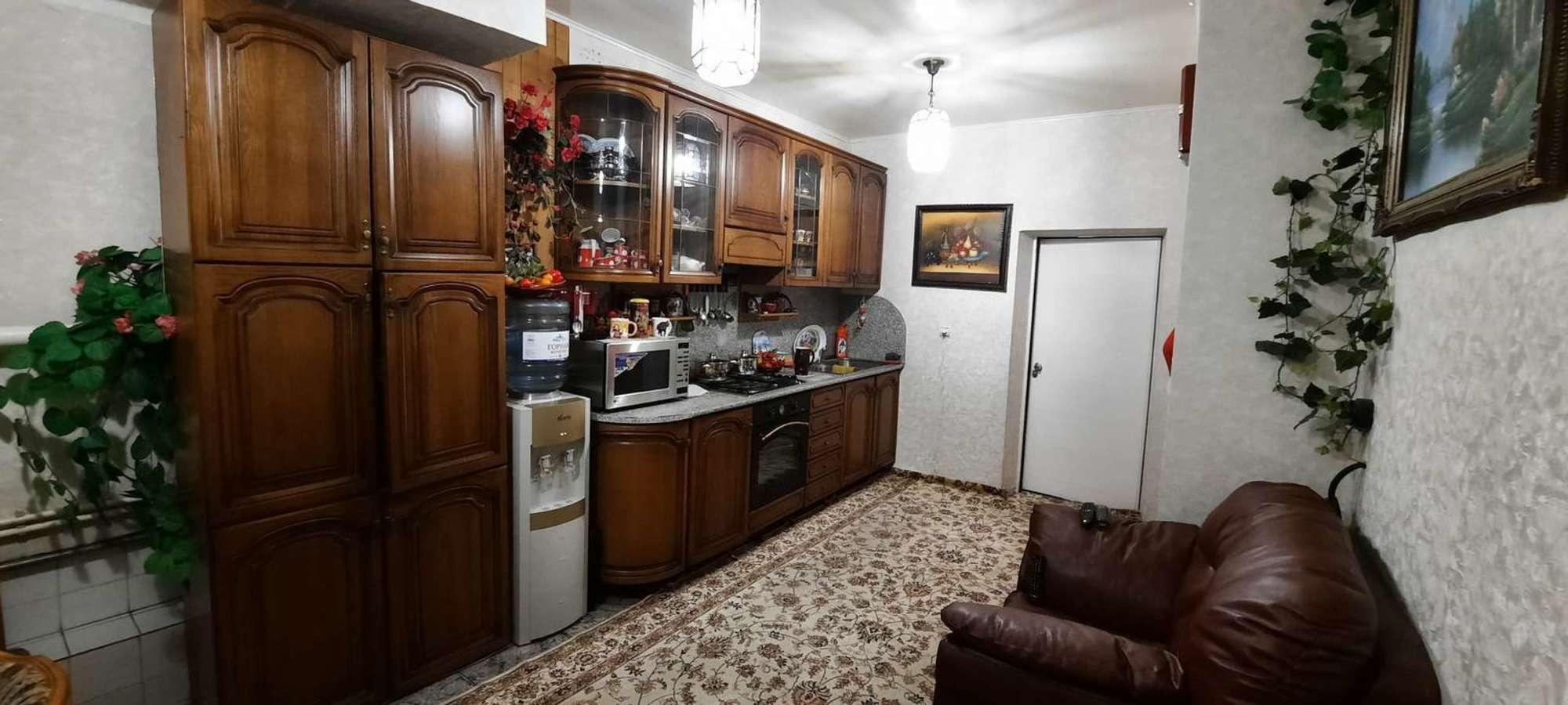 Купить дачу, дом, коттедж за 20 500 000 рублей на Шишкова улица, 98