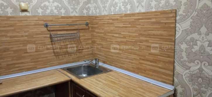 Комната ул. Агрызская, дом 82