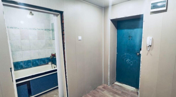 2-комн квартира Победы пр-кт, 6