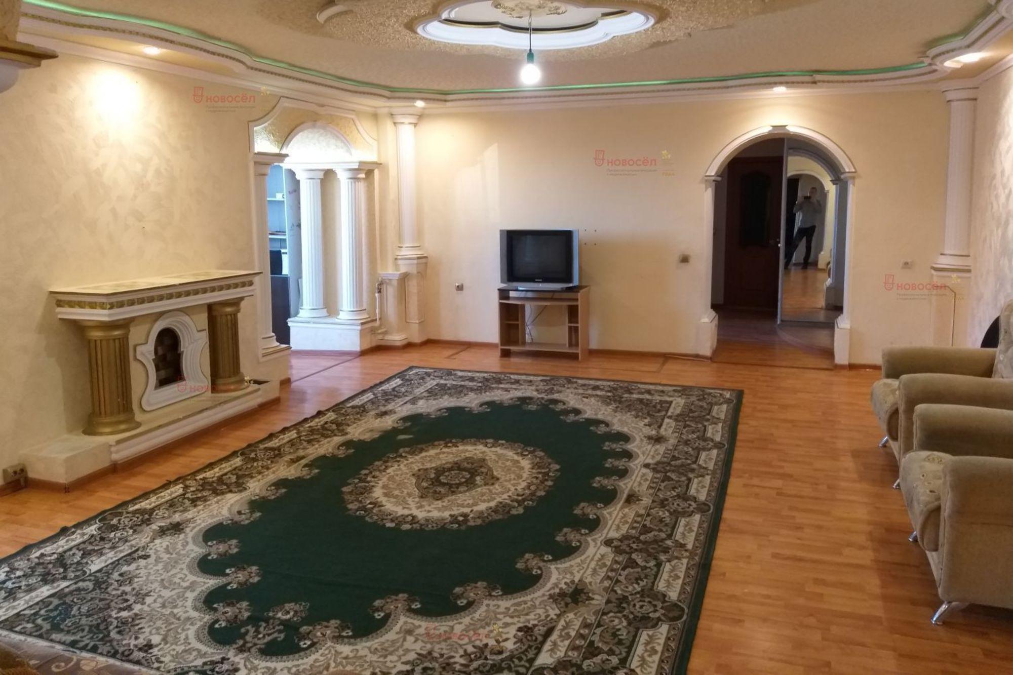 Купить квартиру за 10 550 000 рублей на Готвальда 6/2