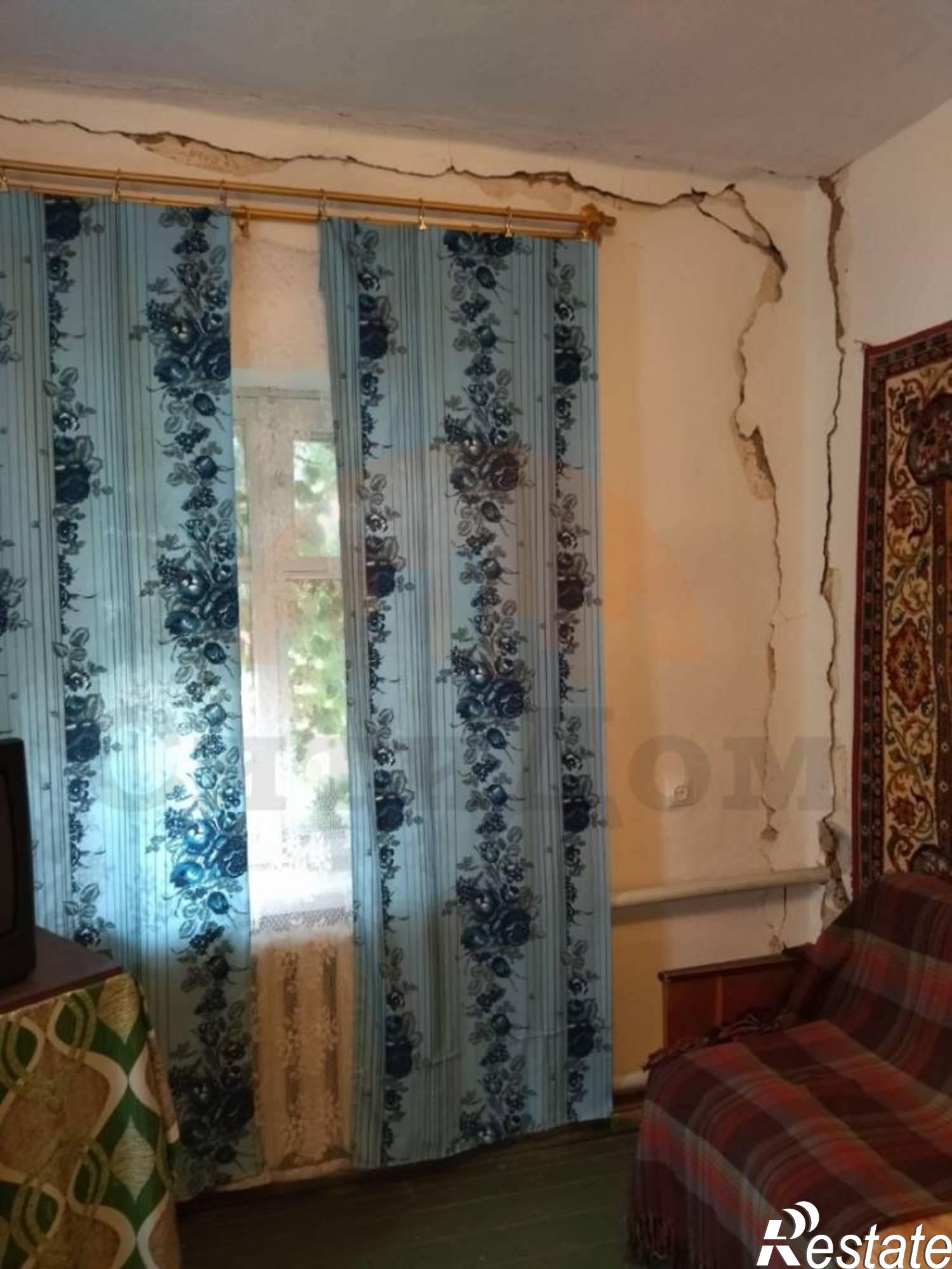 Купить дачу, дом, коттедж за 3 700 000 рублей на Октябрьская ул.