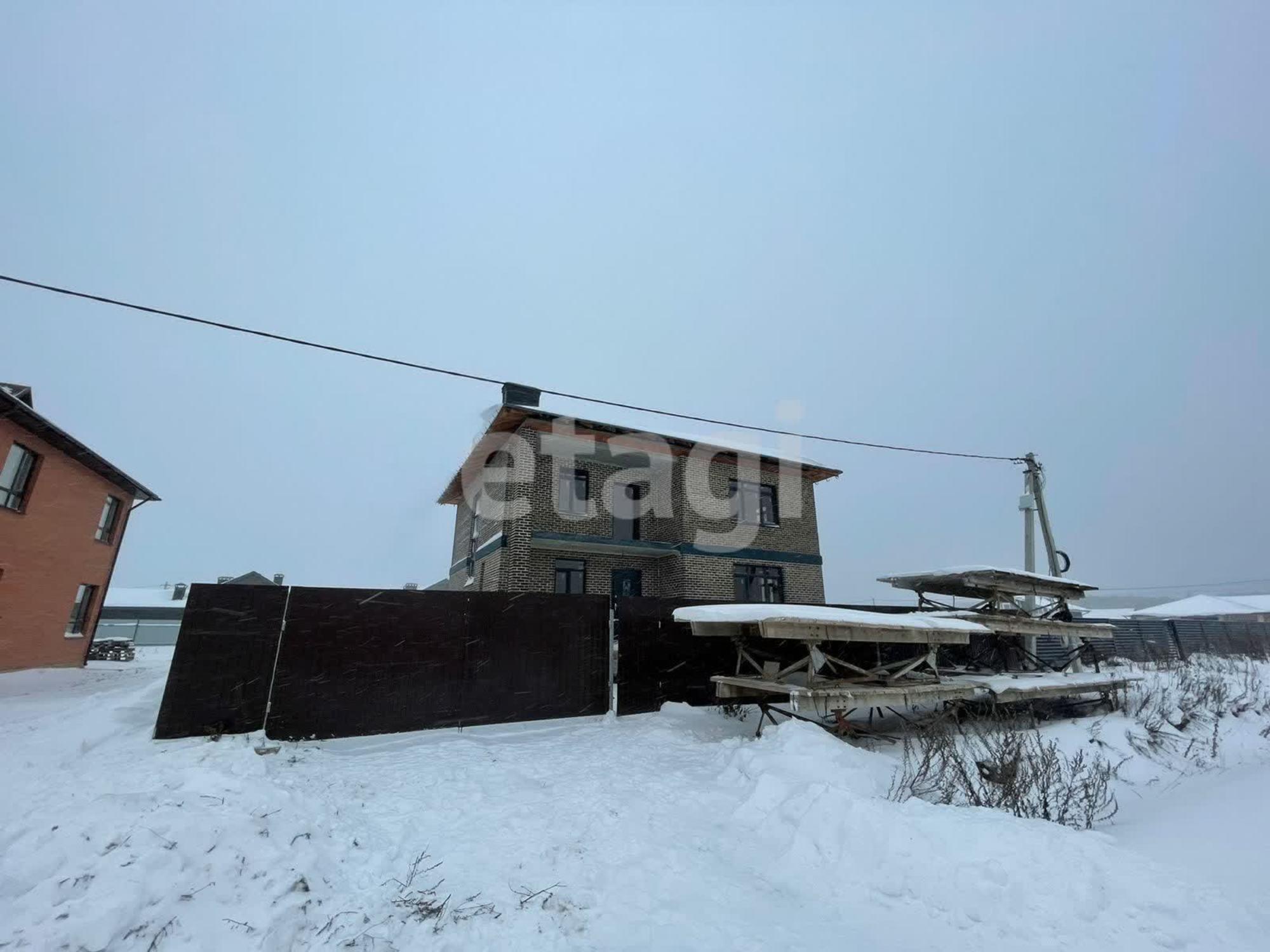 Купить дачу, дом, коттедж за 10 650 000 рублей на Южный мкр-2,