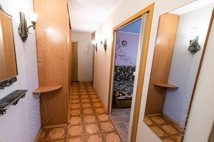 3-комн квартира краснолесья, 14/1