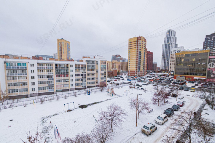 3-комн квартира краснолесья, 14/1