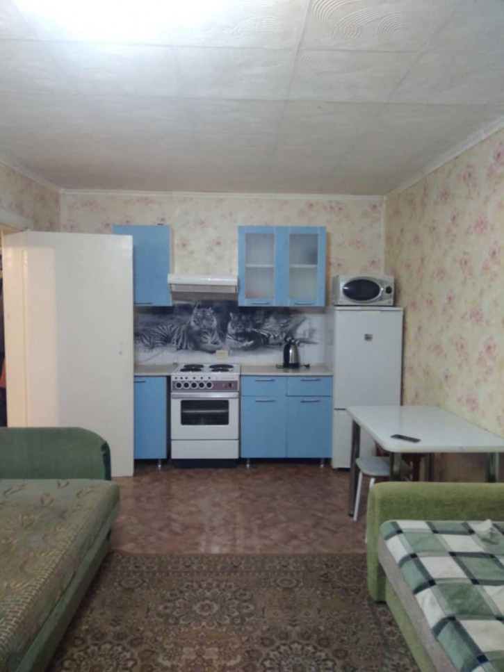 1-комн квартира Героев Труда, 9
