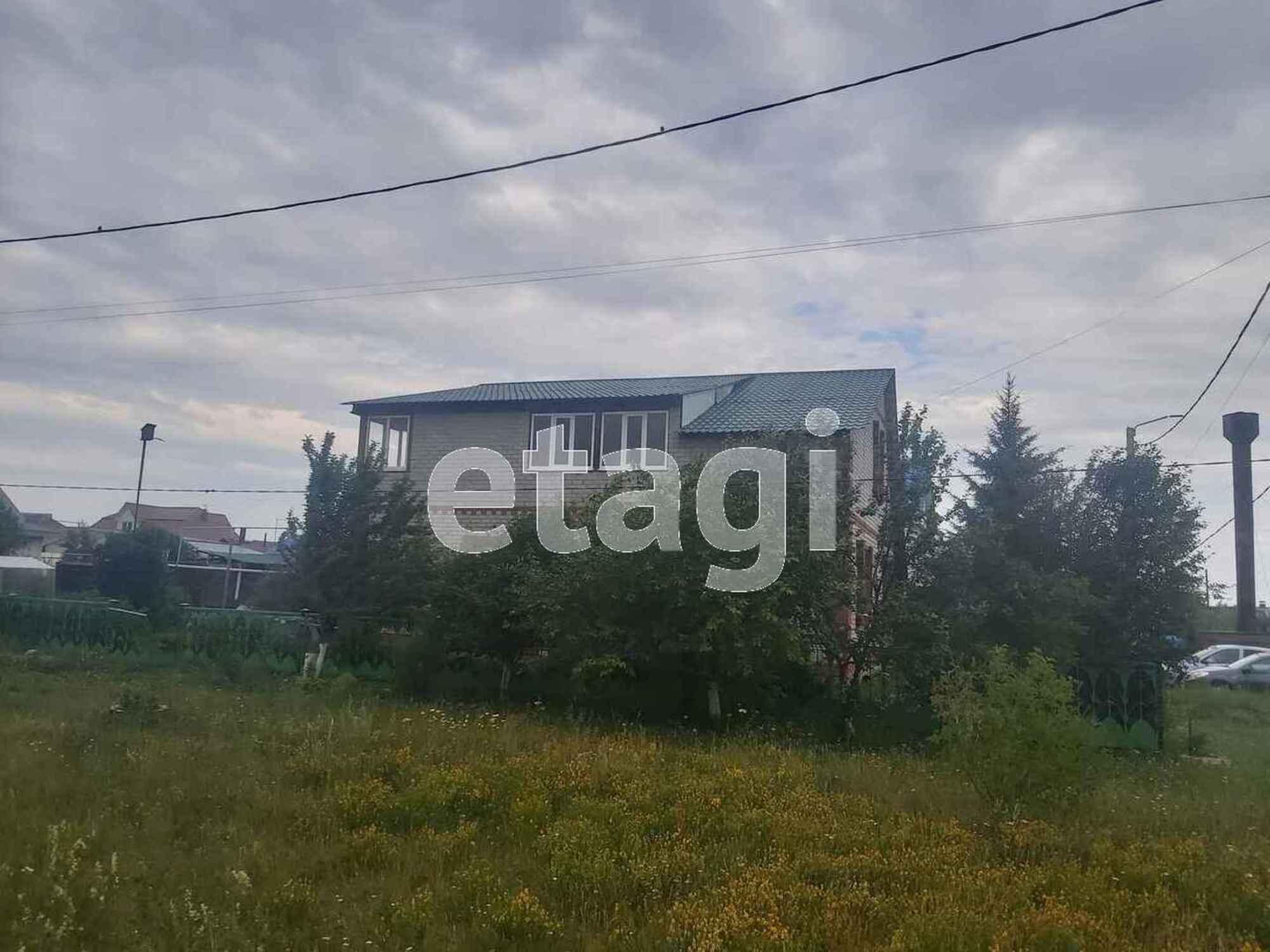 Купить дачу, дом, коттедж за 8 700 000 рублей на улица Чапаева