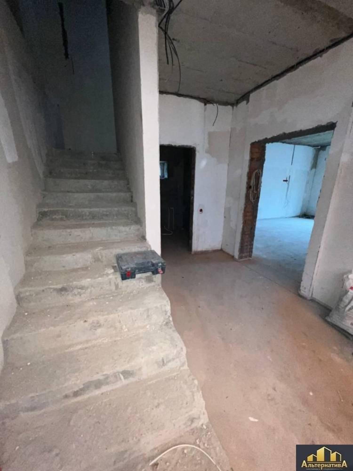 Купить дачу, дом, коттедж за 18 500 000 рублей на Куйбышева ул.
