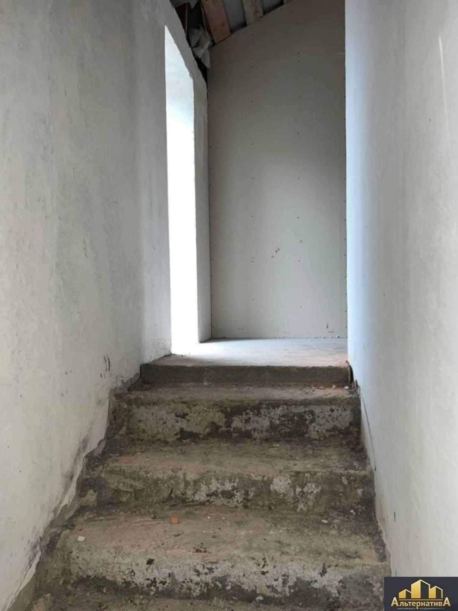 Купить дачу, дом, коттедж за 18 500 000 рублей на Куйбышева ул.