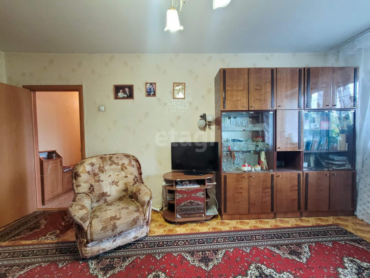 2-комн квартира улица Попова