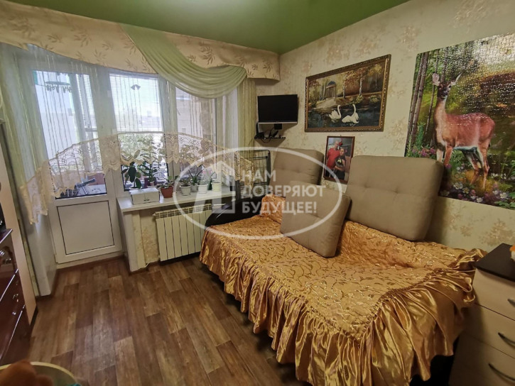 4-комн квартира улица Копылова, 69А