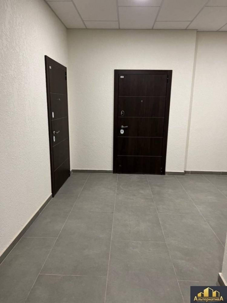 2-комн квартира Кооперативная ул.