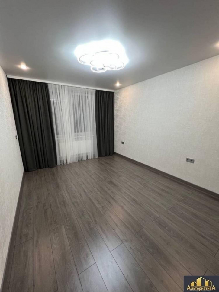 2-комн квартира Тольятти ул.