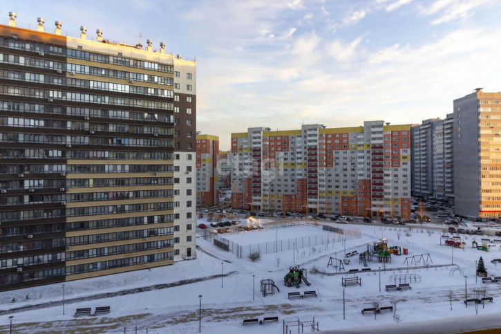 Студия Новоселов, 113
