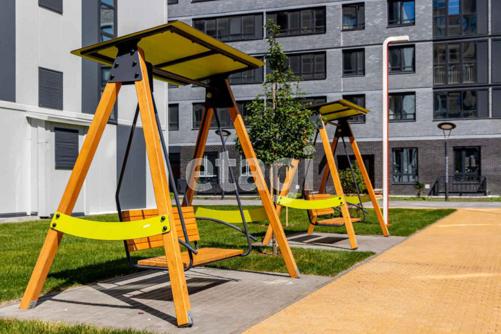 2-комн квартира Газовиков, 73