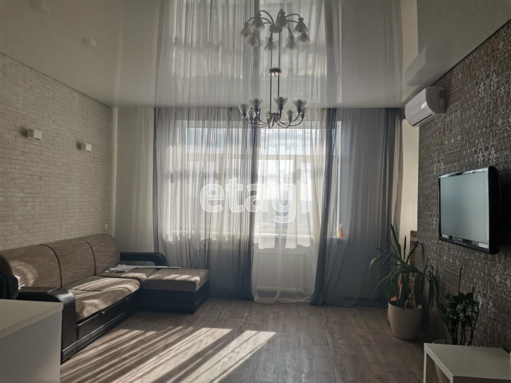 1-комн квартира Малыгина, 90