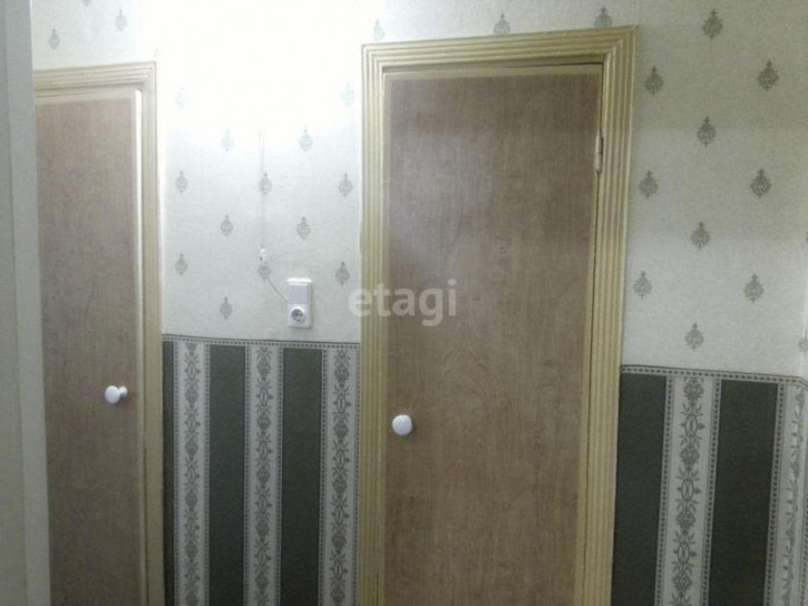 3-комн квартира Монтажников, 17