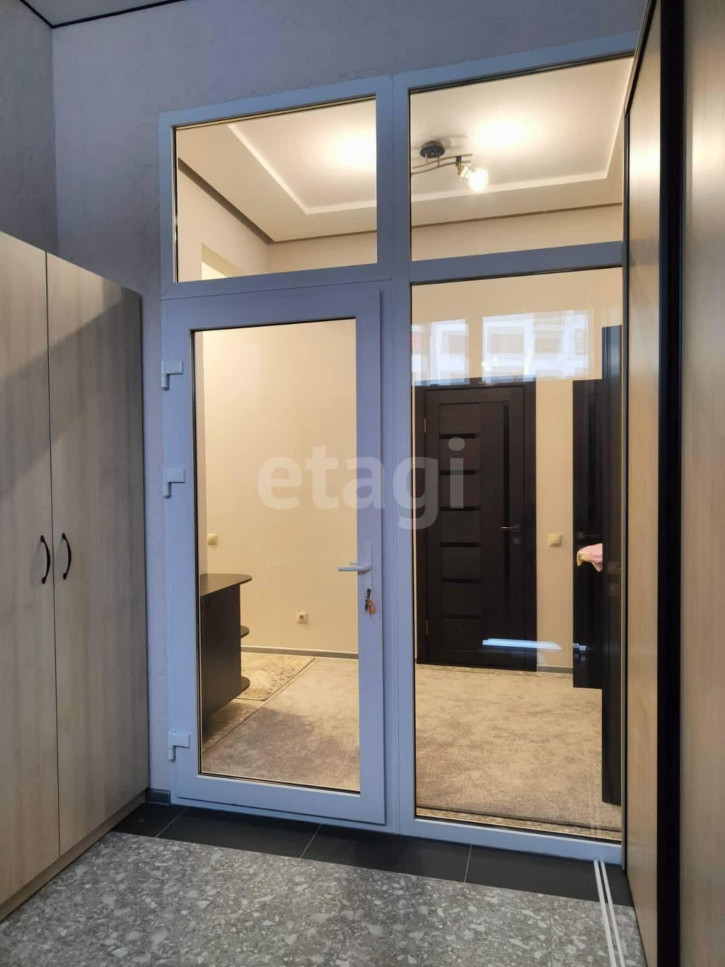 3-комн квартира Селекционная, 8