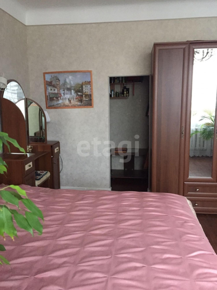 2-комн квартира Ленина проспект, 54 к 2