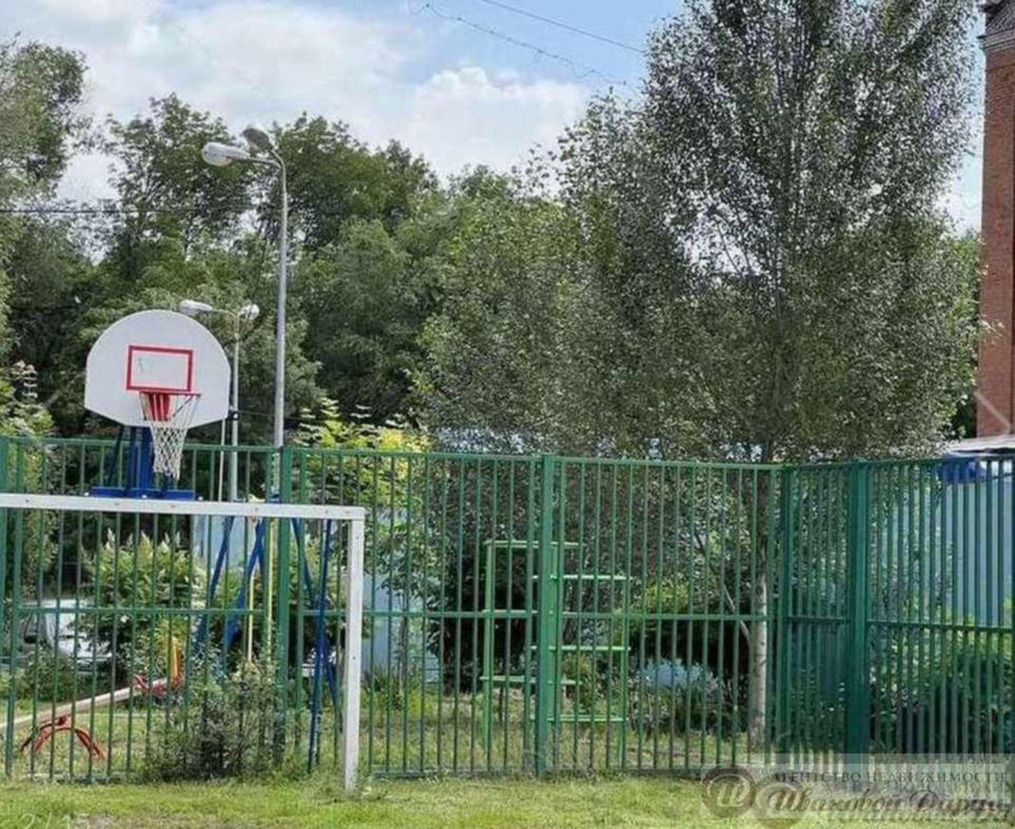 Купить комнату за 1 100 000 рублей на Победы улица, 141