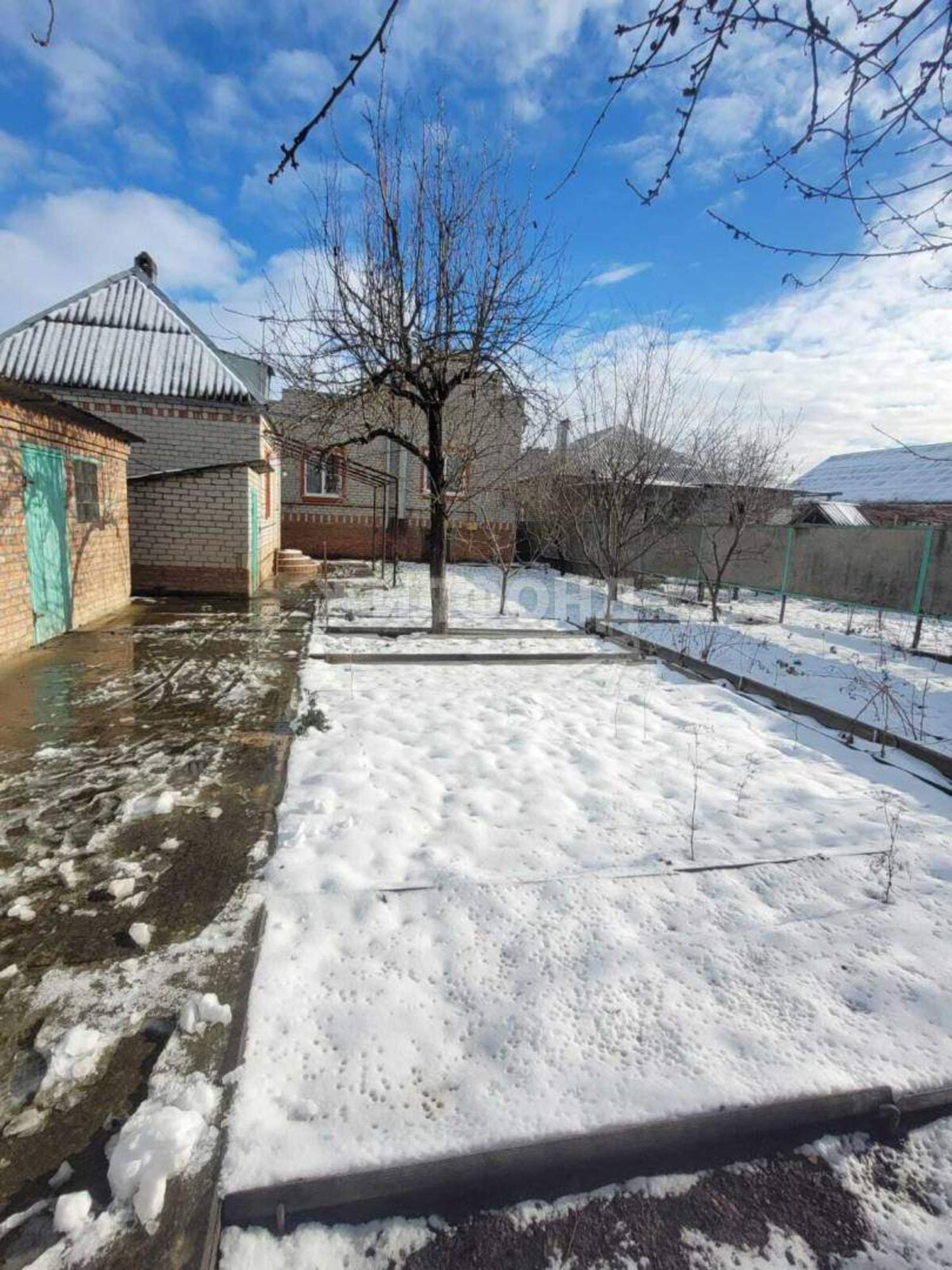 Купить дачу, дом, коттедж за 7 500 000 рублей на Суворова улица