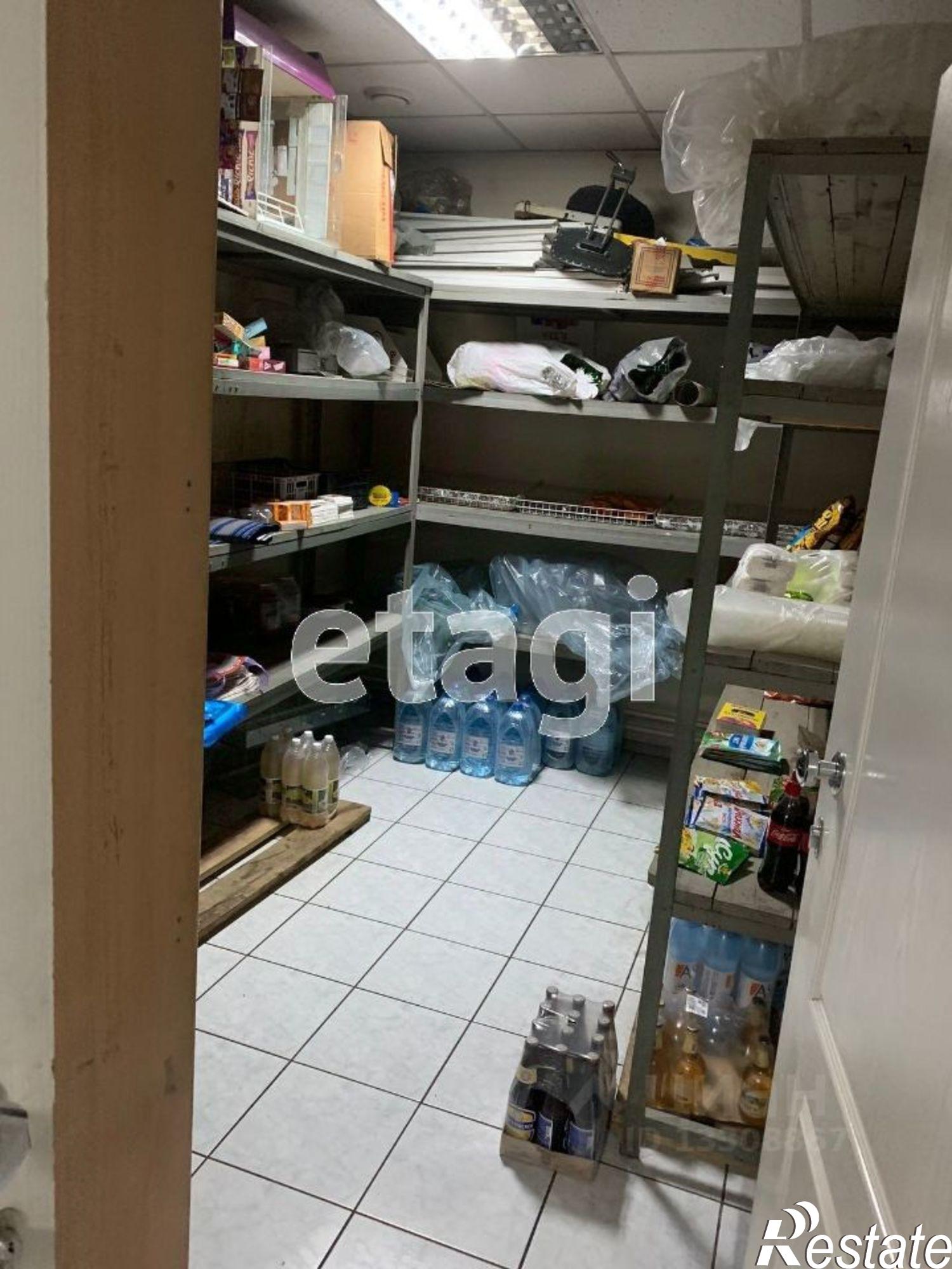 Купить торговое помещение за 4 962 600 рублей на улица Дузенко