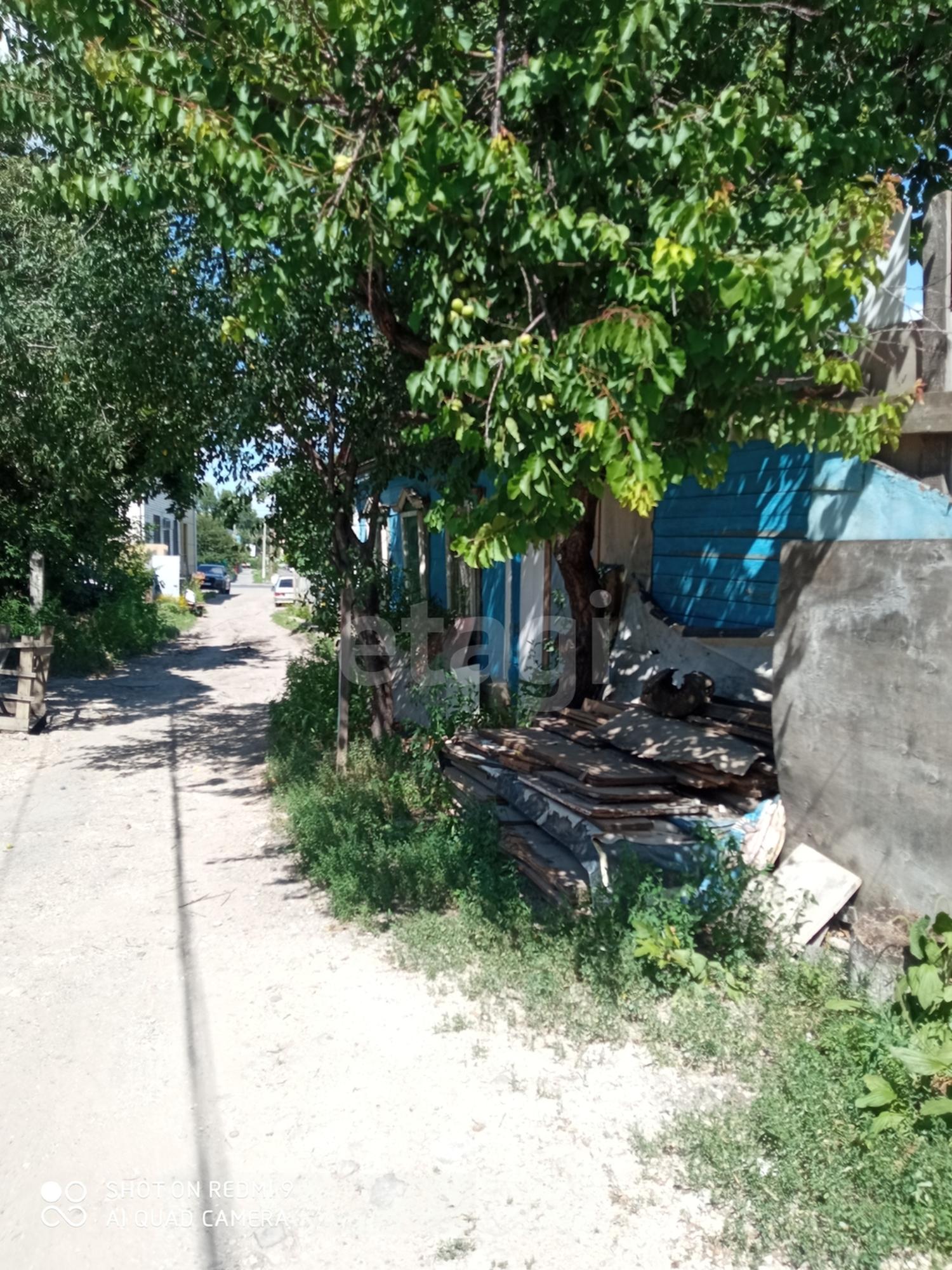 Купить дачу, дом, коттедж за 1 550 000 рублей на улица Емлютина