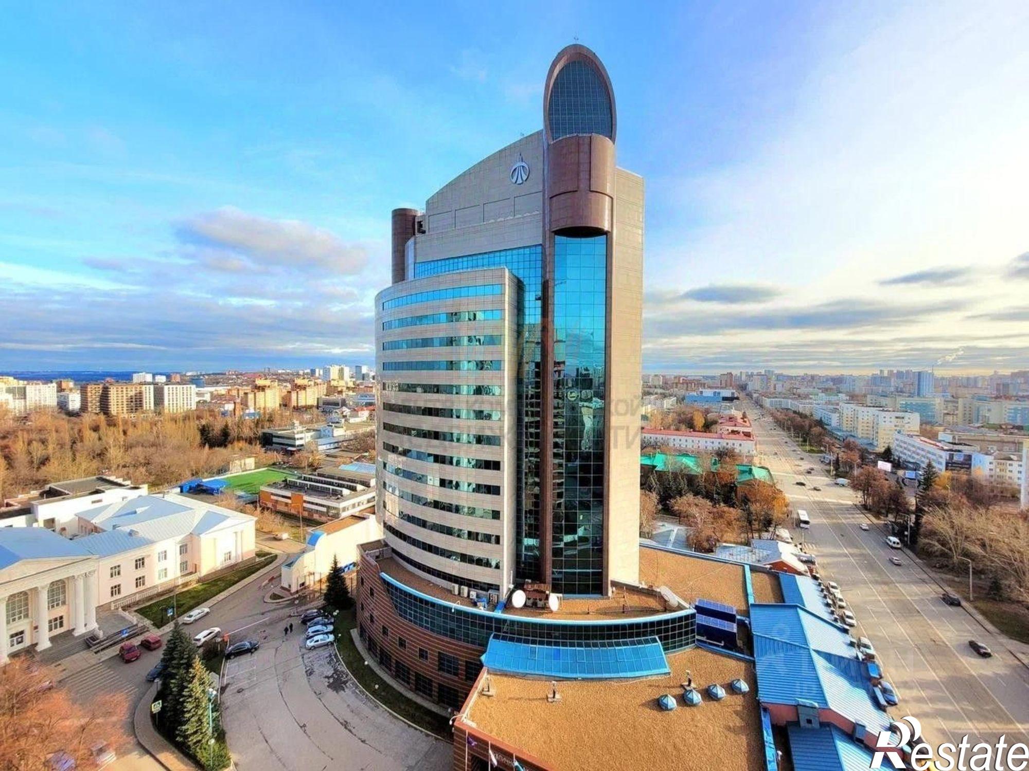 Купить офис, помещение под офис за 58 907 400 рублей на Революционная улица, 39/3