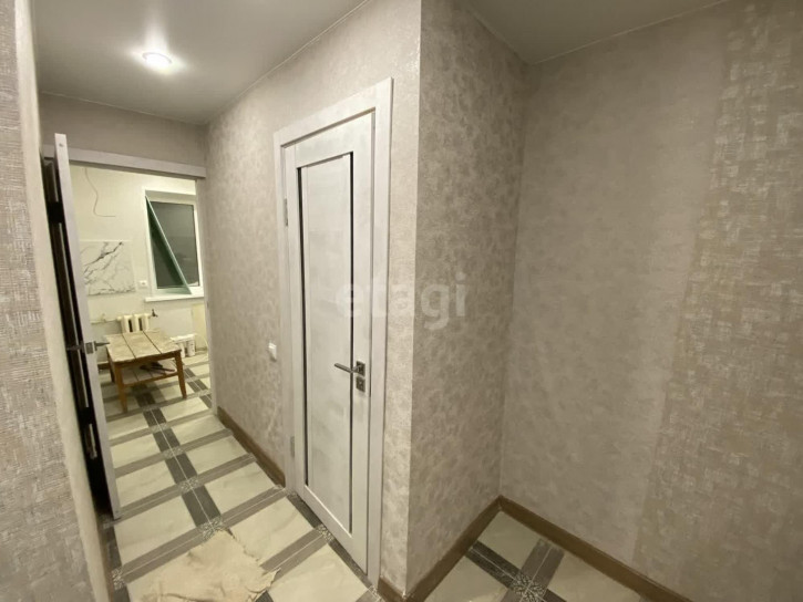 3-комн квартира Новозыбковская улица